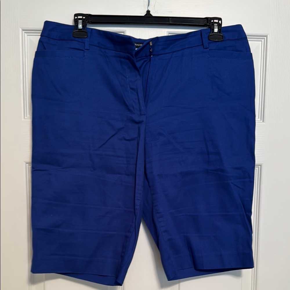 Counterparts Blue Bermuda Shorts Versatile Style